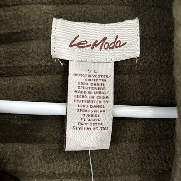 Olive Green Sleeveless Cardigan - Picture 3 of 8